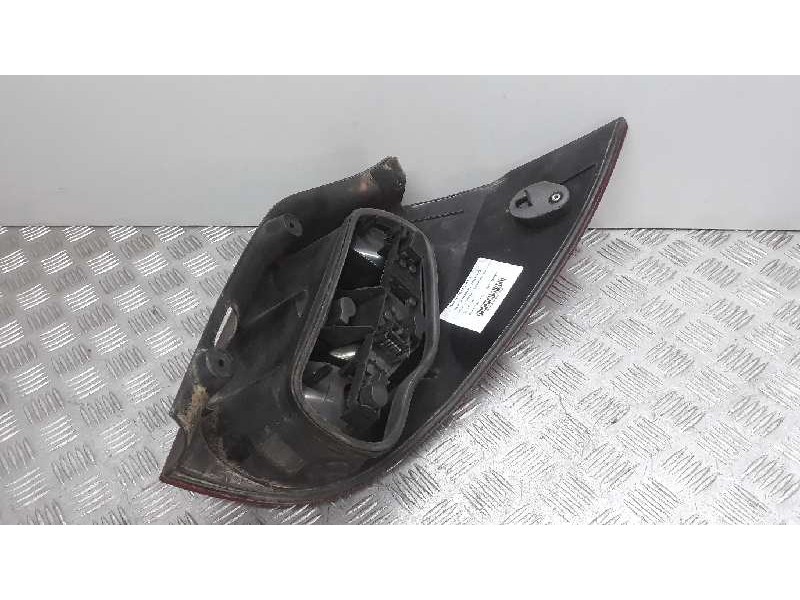 Recambio de piloto trasero izquierdo para renault laguna ii (bg0) authentique referencia OEM IAM 8200002473  