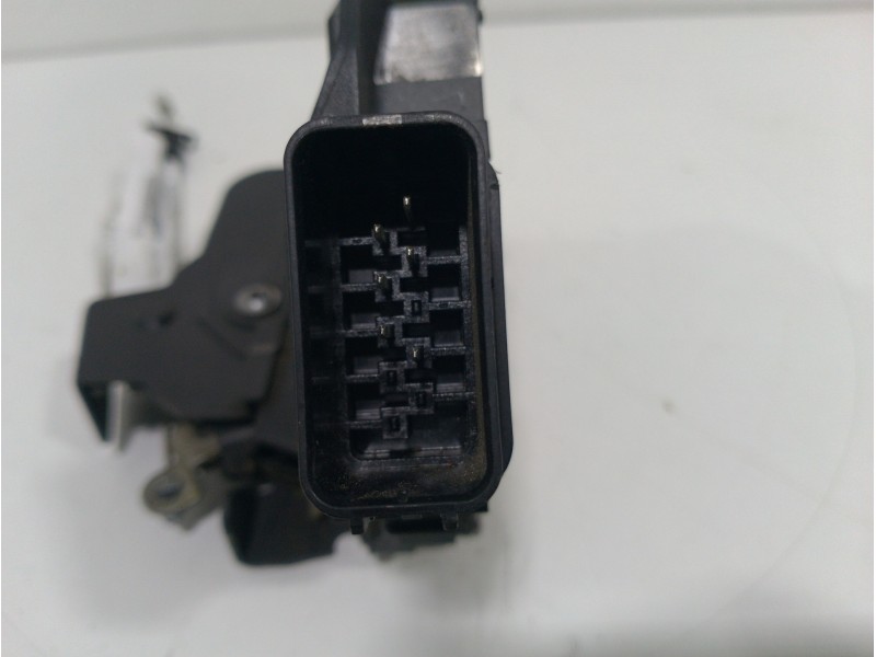 Recambio de cerradura puerta trasera derecha para ford galaxy (ca1) ghia referencia OEM IAM 6M2AR26412BB 6 PINES 