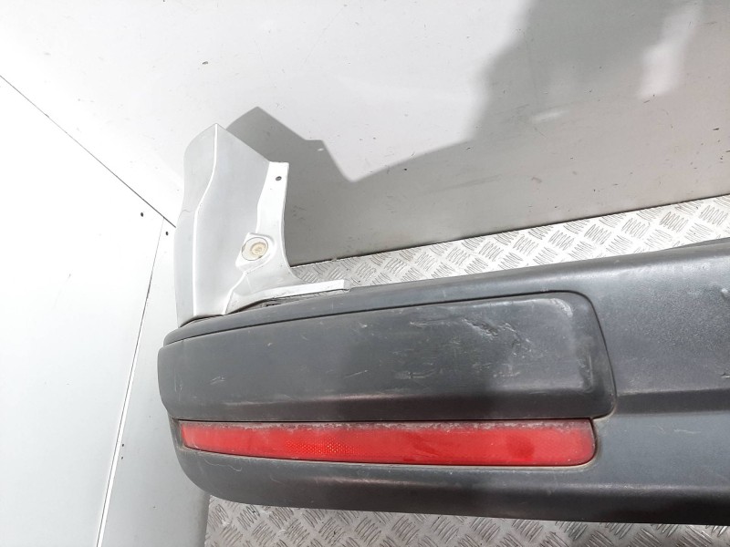 Recambio de paragolpes trasero para ford galaxy (ca1) ghia referencia OEM IAM 1546301 PLATA 