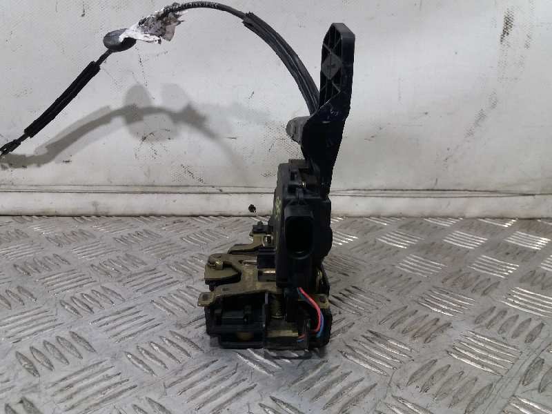Recambio de cerradura puerta delantera derecha para volkswagen passat berlina (3b3) referencia OEM IAM 3B0837868 8 PINES 