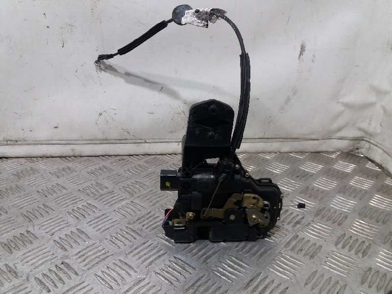 Recambio de cerradura puerta delantera derecha para volkswagen passat berlina (3b3) referencia OEM IAM 3B0837868 8 PINES 