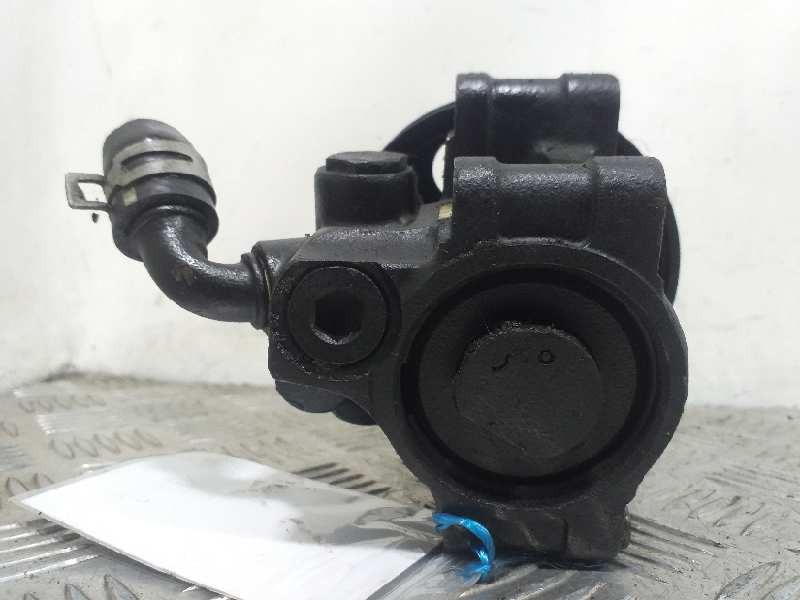 Recambio de bomba direccion para ford fiesta (cbk) ambiente referencia OEM IAM R6X8A  