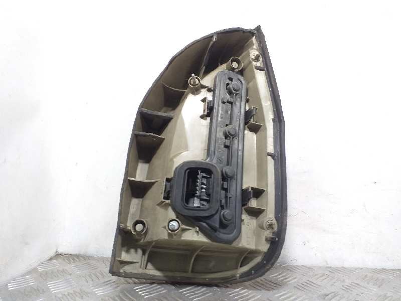 Recambio de piloto trasero izquierdo para opel zafira a elegance referencia OEM IAM   