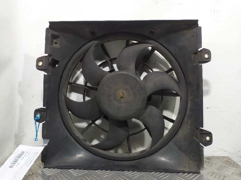 Recambio de electroventilador para toyota avensis berlina (t 22) referencia OEM IAM 3135103199  