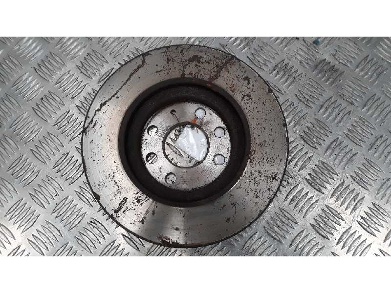 Recambio de disco freno delantero izquierdo para opel corsa c cosmo referencia OEM IAM    Recambio de disco freno delantero izquierdo para opel corsa c cosmo referencia OEM IAM