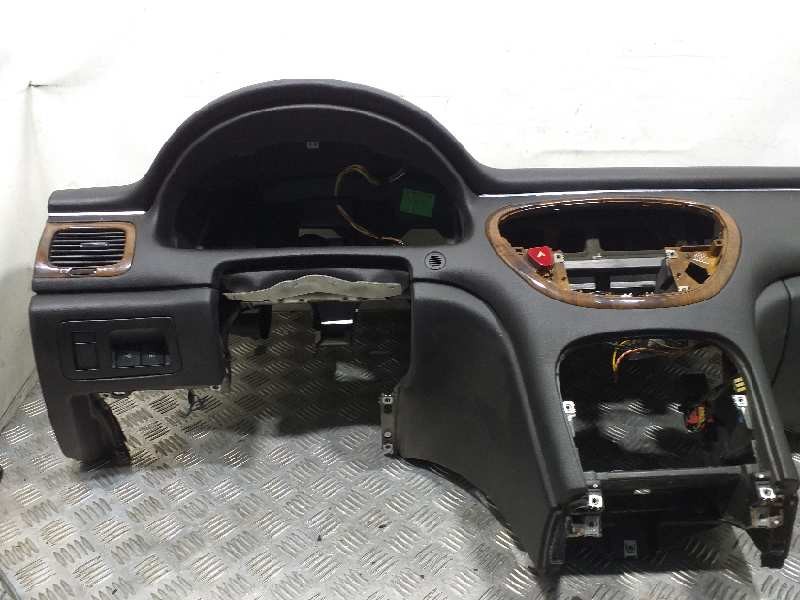 Recambio de salpicadero para peugeot 407 referencia OEM IAM   