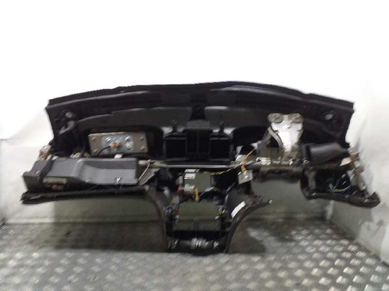 Recambio de salpicadero para peugeot 407 referencia OEM IAM   