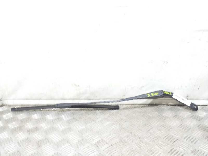 Recambio de brazo limpia delantero derecho para bmw serie 1 berlina (e81/e87) 118d referencia OEM IAM   