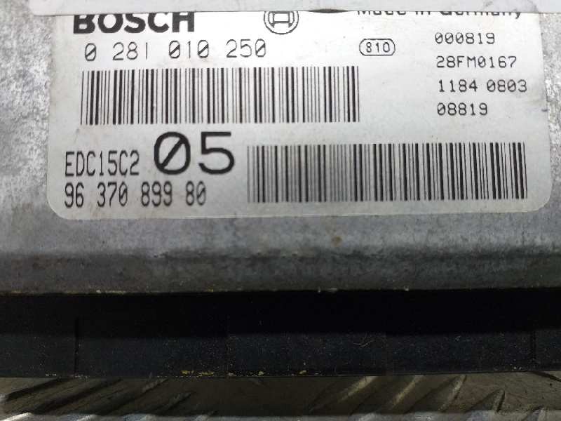 Recambio de centralita motor uce para peugeot 206 berlina xs referencia OEM IAM 0281010250 9637089980 