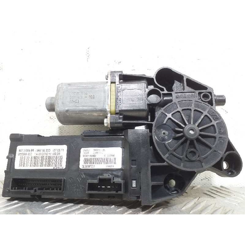 Recambio de motor elevalunas delantero izquierdo para renault megane iii berlina 5 p dynamique referencia OEM IAM 966368200  
