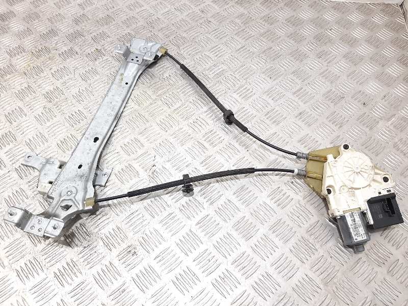 Recambio de elevalunas trasero derecho para renault megane iii berlina 5 p dynamique referencia OEM IAM 827200003R  