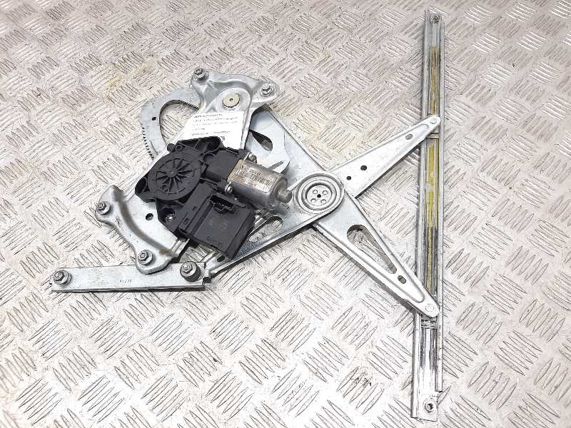 Recambio de elevalunas delantero derecho para renault megane iii berlina 5 p dynamique referencia OEM IAM 807203154R   Recambio de elevalunas delantero derecho para renault megane iii berlina 5 p dynamique referencia OEM IAM 807203154R