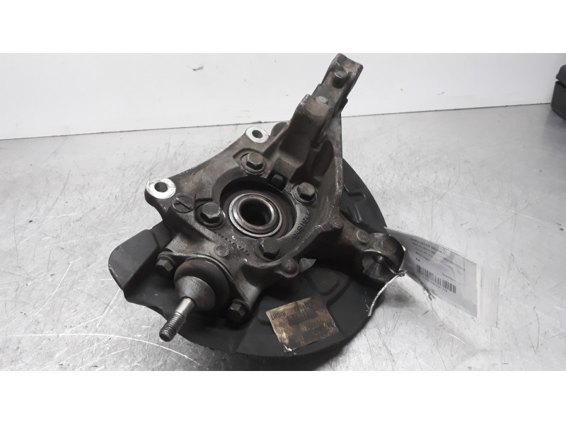 Recambio de mangueta delantera derecha para volvo s60 berlina d5 referencia OEM IAM   