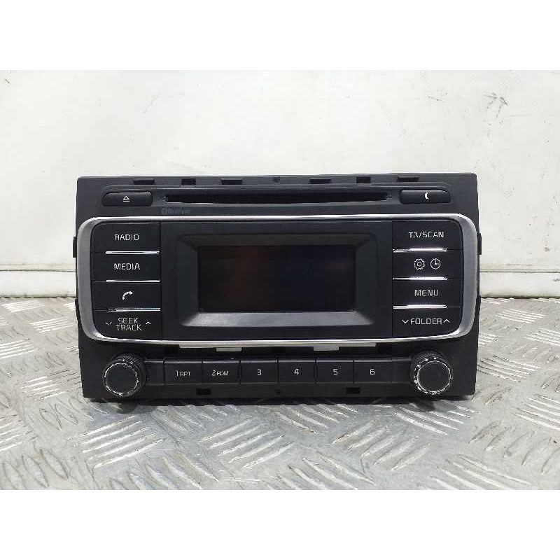 Recambio de sistema audio / radio cd para kia rio basic referencia OEM IAM 961701W770CA  