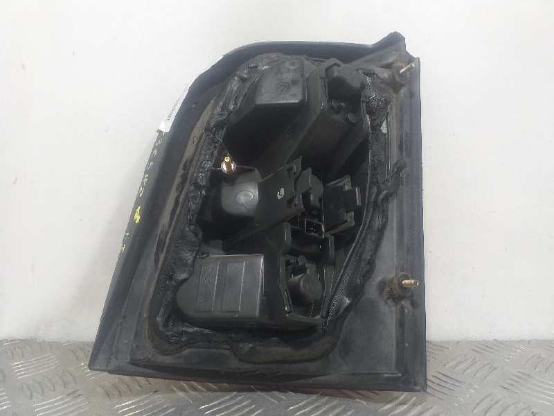 Recambio de piloto trasero derecho para nissan micra (k11) referencia OEM IAM   