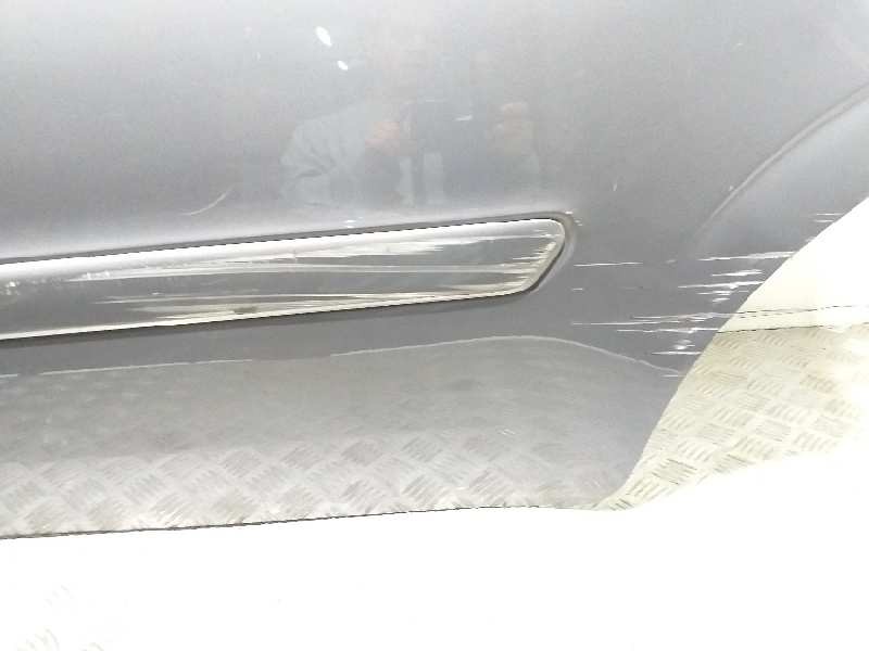 Recambio de puerta trasera izquierda para opel zafira b referencia OEM IAM   