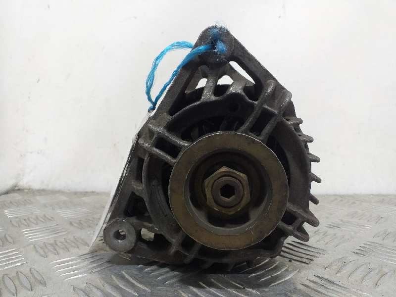 Recambio de alternador para ford fiesta berlina studio referencia OEM IAM 1071418  