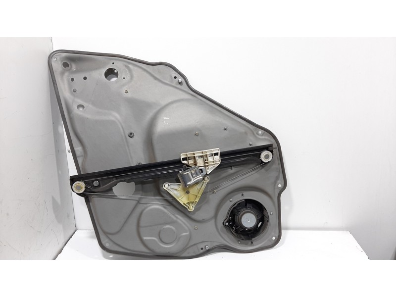 Recambio de elevalunas trasero izquierdo para mercedes-benz clase b (w245) 180 cdi (245.207) referencia OEM IAM   