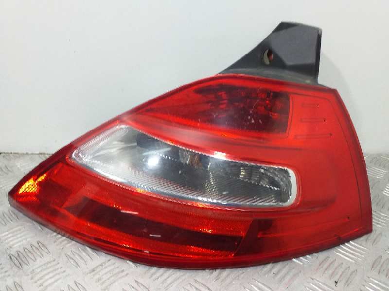 Recambio de piloto trasero derecho para renault megane ii berlina 3p dynamique referencia OEM IAM    Recambio de piloto trasero derecho para renault megane ii berlina 3p dynamique referencia OEM IAM