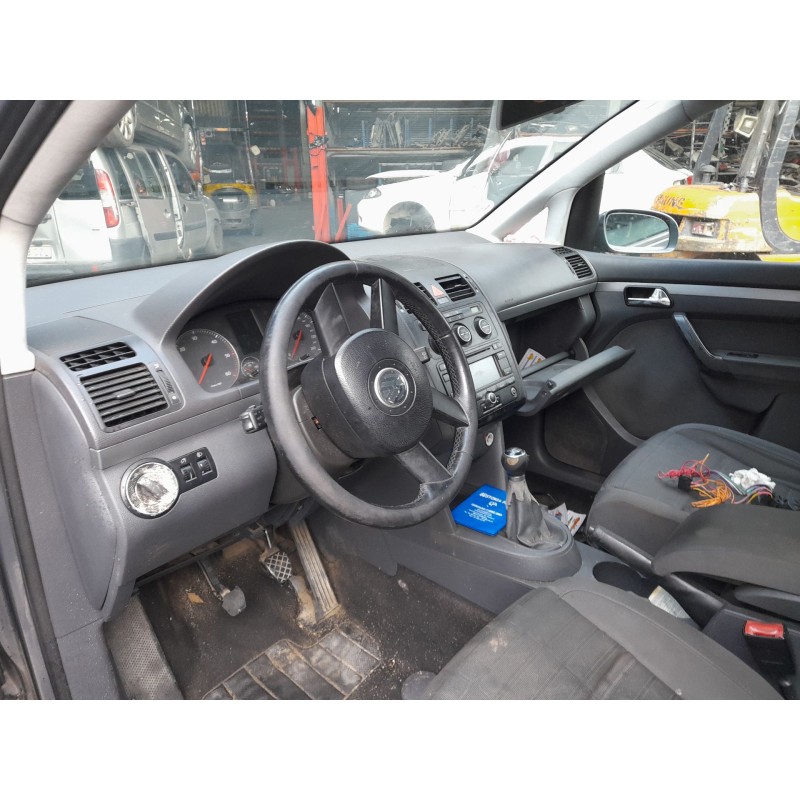 VOLKSWAGEN TOURAN (1T1, 1T2) - imagen 5