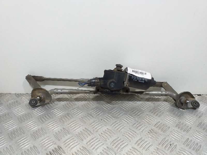 Recambio de motor limpia delantero para toyota corolla (e12) 2.0 d-4d terra berlina referencia OEM IAM 851101A040  