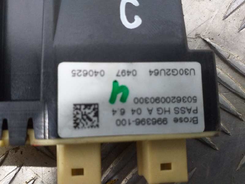 Recambio de elevalunas delantero derecho para citroën c4 berlina referencia OEM IAM 9647441780  