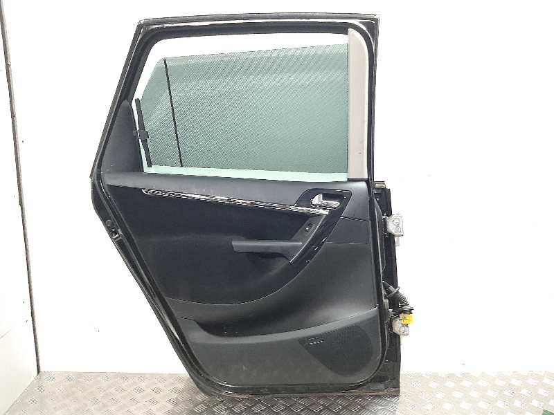Recambio de puerta trasera izquierda para citroën c4 picasso exclusive referencia OEM IAM  NEGRA 