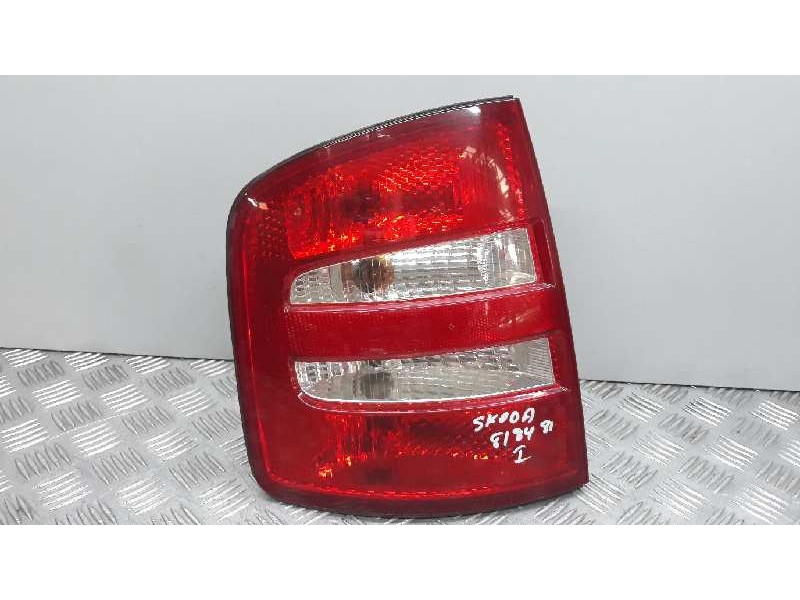 Recambio de piloto trasero izquierdo para skoda fabia familiar (6y5) excellent referencia OEM IAM 6Y9945111B  