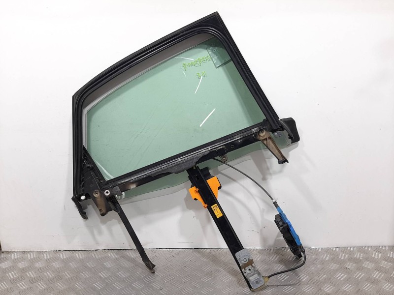 Recambio de elevalunas trasero izquierdo para audi a4 berlina (8e) 2.0 fsi referencia OEM IAM   