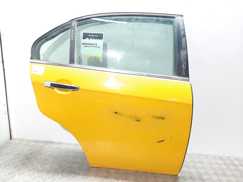 Recambio de puerta trasera derecha para chevrolet epica lt referencia OEM IAM 96635658 AMARILLO(TAXI) 