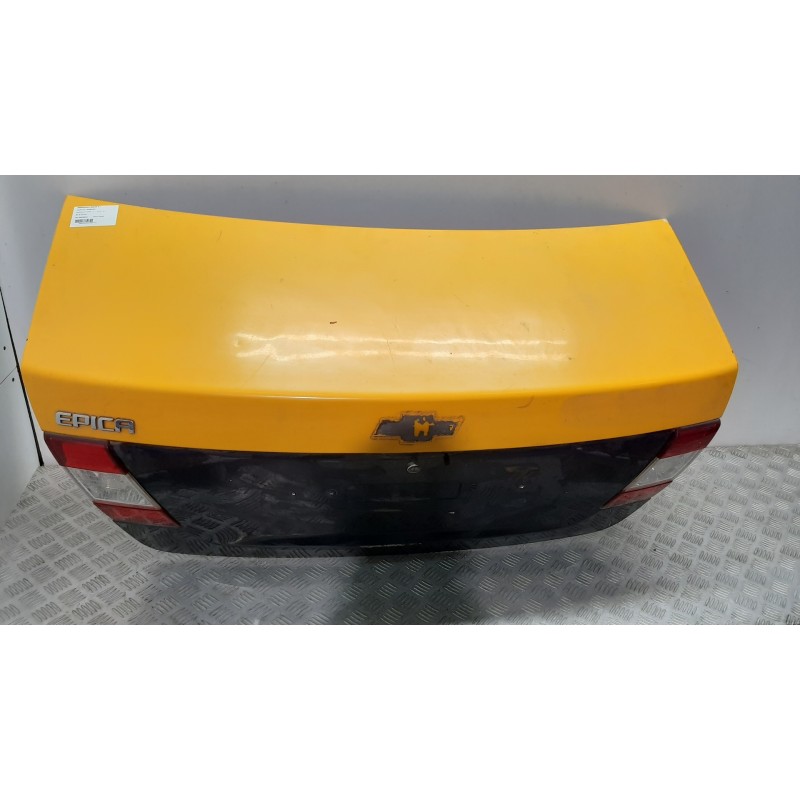 Recambio de porton trasero para chevrolet epica lt referencia OEM IAM 96636633 AMARIILLO (TAXI) 