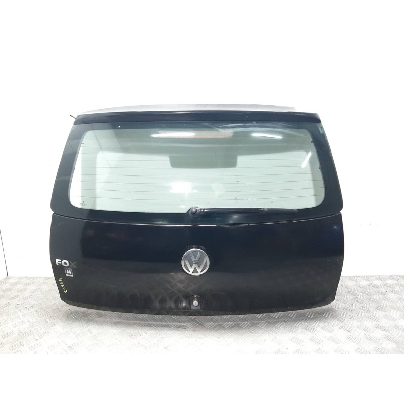 Recambio de porton trasero para volkswagen fox (5z1) básico referencia OEM IAM 5Z6827025D NEGRO 