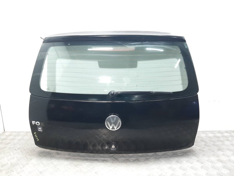 Recambio de porton trasero para volkswagen fox (5z1) básico referencia OEM IAM 5Z6827025D NEGRO 
