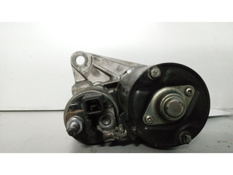 Recambio de motor arranque para volkswagen fox (5z1) básico referencia OEM IAM 0986020780  
