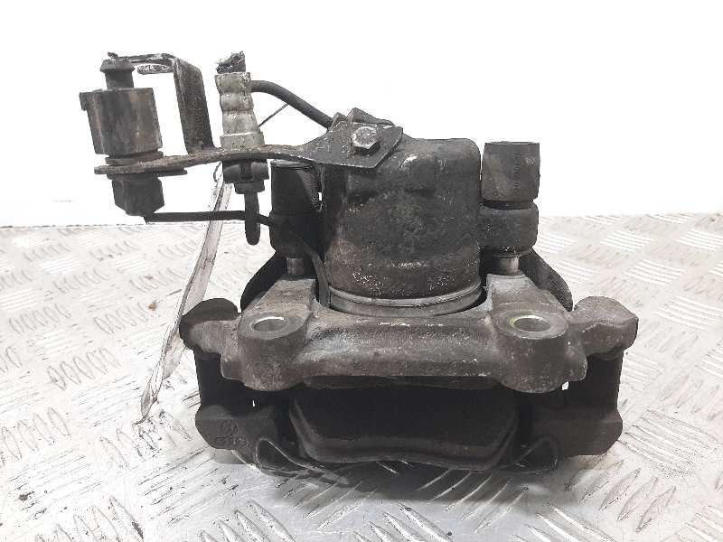 Recambio de pinza freno delantera derecha para volkswagen passat berlina (3b3) edition referencia OEM IAM 8E0615124A   Recambio de pinza freno delantera derecha para volkswagen passat berlina (3b3) edition referencia OEM IAM 8E0615124A