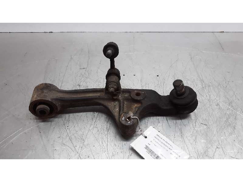 Recambio de brazo suspension inferior delantero izquierdo para kia carnival ii 2.9 cdri ex referencia OEM IAM   