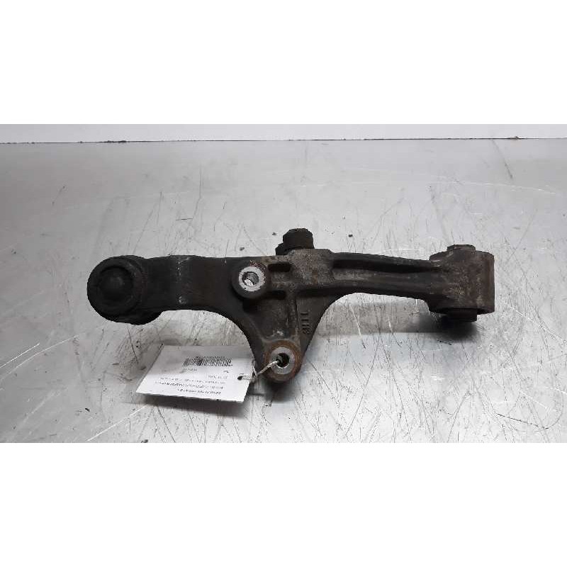 Recambio de brazo suspension inferior delantero izquierdo para kia carnival ii 2.9 cdri ex referencia OEM IAM   