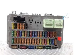 Recambio de caja reles / fusibles para mini mini (r50,r53) one referencia OEM IAM 518030507