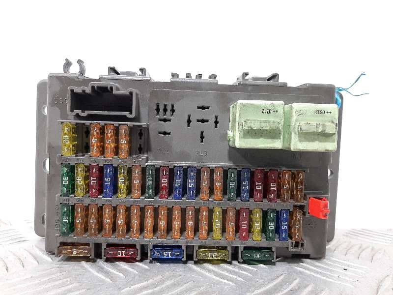 Recambio de caja reles / fusibles para mini mini (r50,r53) one referencia OEM IAM 518030507  