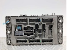 Recambio de caja reles / fusibles para mini mini (r50,r53) one referencia OEM IAM 518030507   2