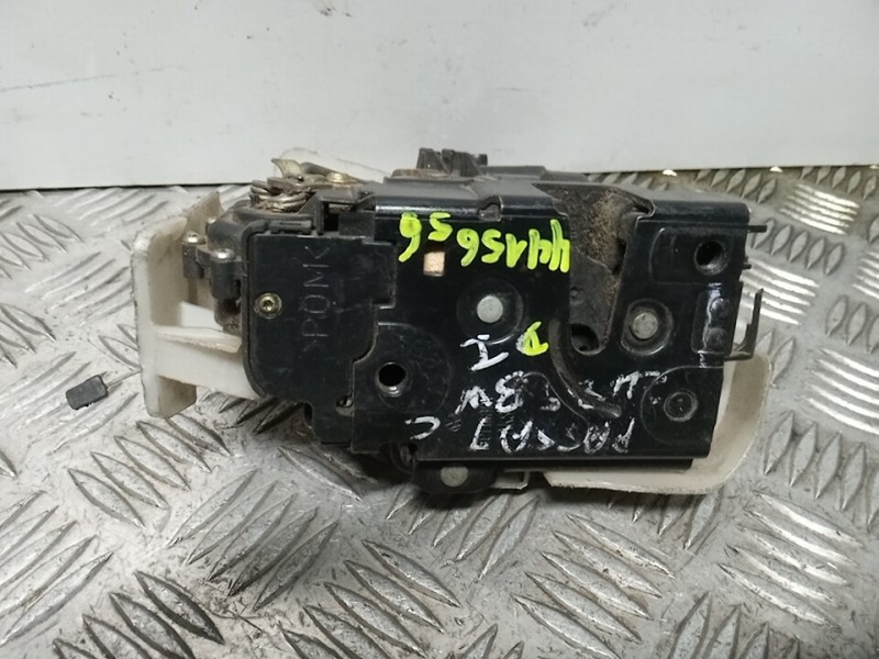 Recambio de cerradura puerta delantera izquierda para volkswagen passat berlina (3b3) comfortline referencia OEM IAM   