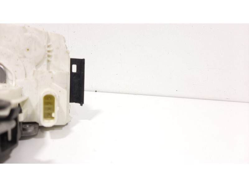 Recambio de cerradura puerta trasera derecha para mercedes-benz clase gla (w156) gla 220 cdi / d (156.903) referencia OEM IAM 20