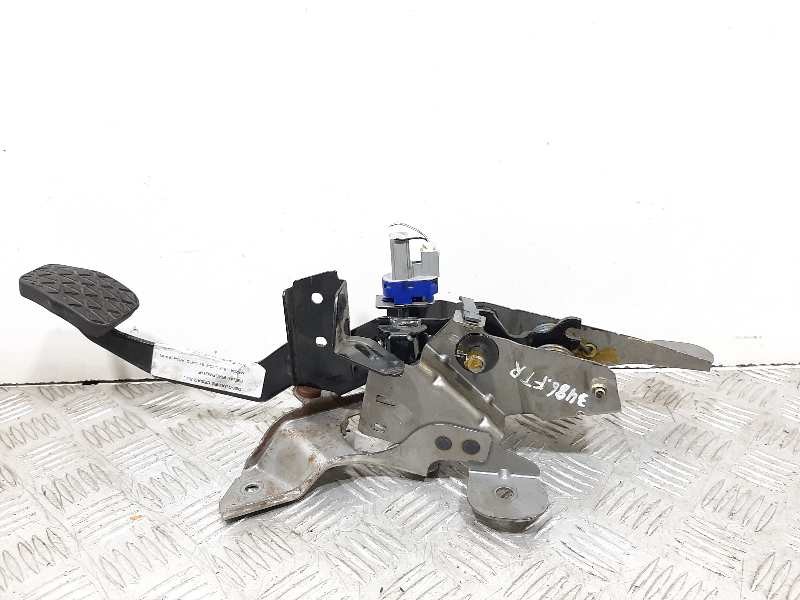 Recambio de pedal embrague para mazda 5 berl. (cr) 2.0 crtd active (81kw) referencia OEM IAM   