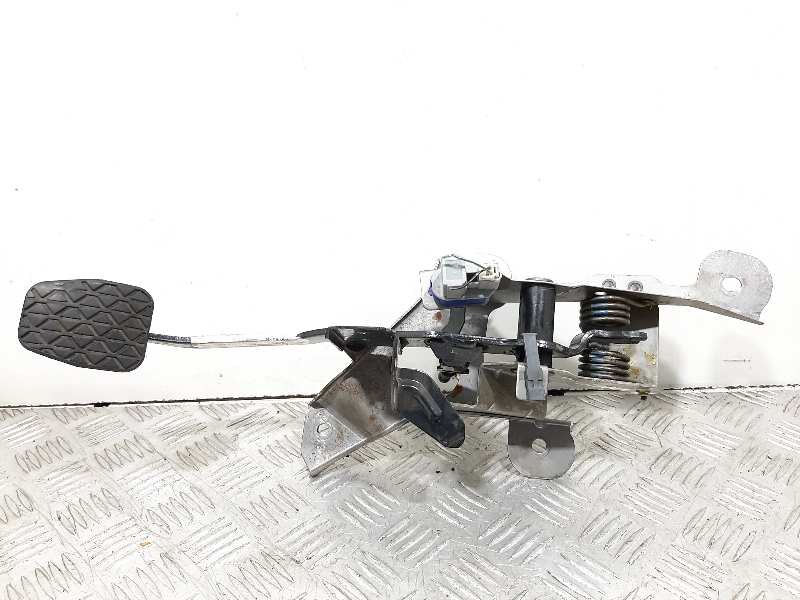 Recambio de pedal embrague para mazda 5 berl. (cr) 2.0 crtd active (81kw) referencia OEM IAM   