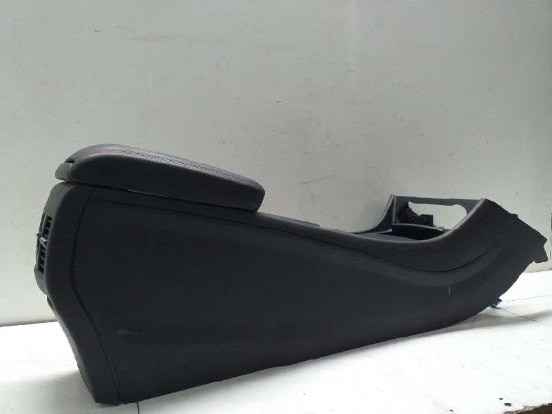 Recambio de apoyabrazos central para mercedes-benz clase gla (w156) gla 220 cdi / d (156.903) referencia OEM IAM A1766807400 A17