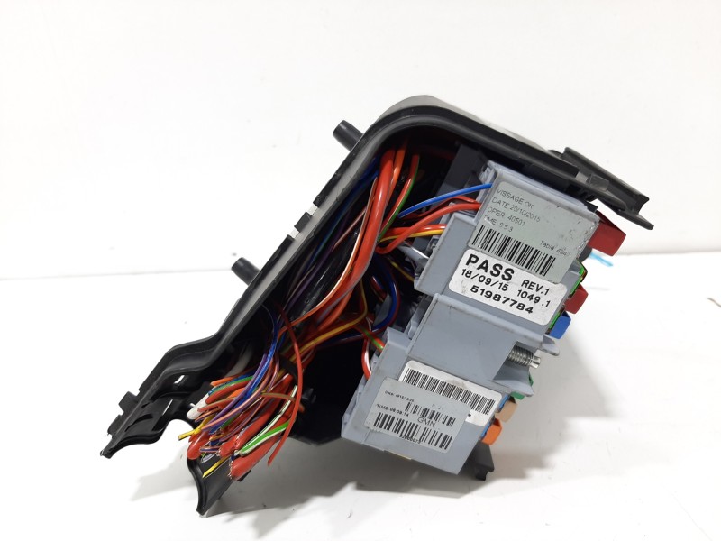 Recambio de caja reles / fusibles para fiat panda (319) cross referencia OEM IAM 51987784  