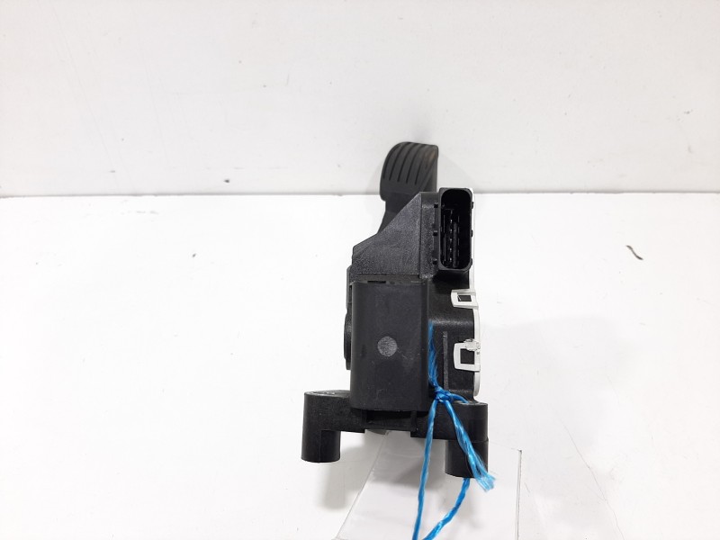 Recambio de pedal acelerador para fiat panda (319) cross referencia OEM IAM 5185209  