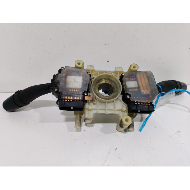 Recambio de mando multifuncion para mazda 6 berlina (gg) 2.0 crtd 136 active (5-ptas.) referencia OEM IAM  2 CONECTORES 