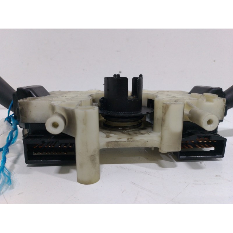 Recambio de mando multifuncion para mazda 6 berlina (gg) 2.0 crtd 136 active (5-ptas.) referencia OEM IAM  2 CONECTORES 