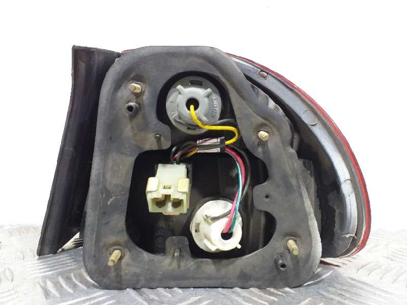 Recambio de piloto trasero izquierdo para daewoo lanos 1.4 cat referencia OEM IAM   